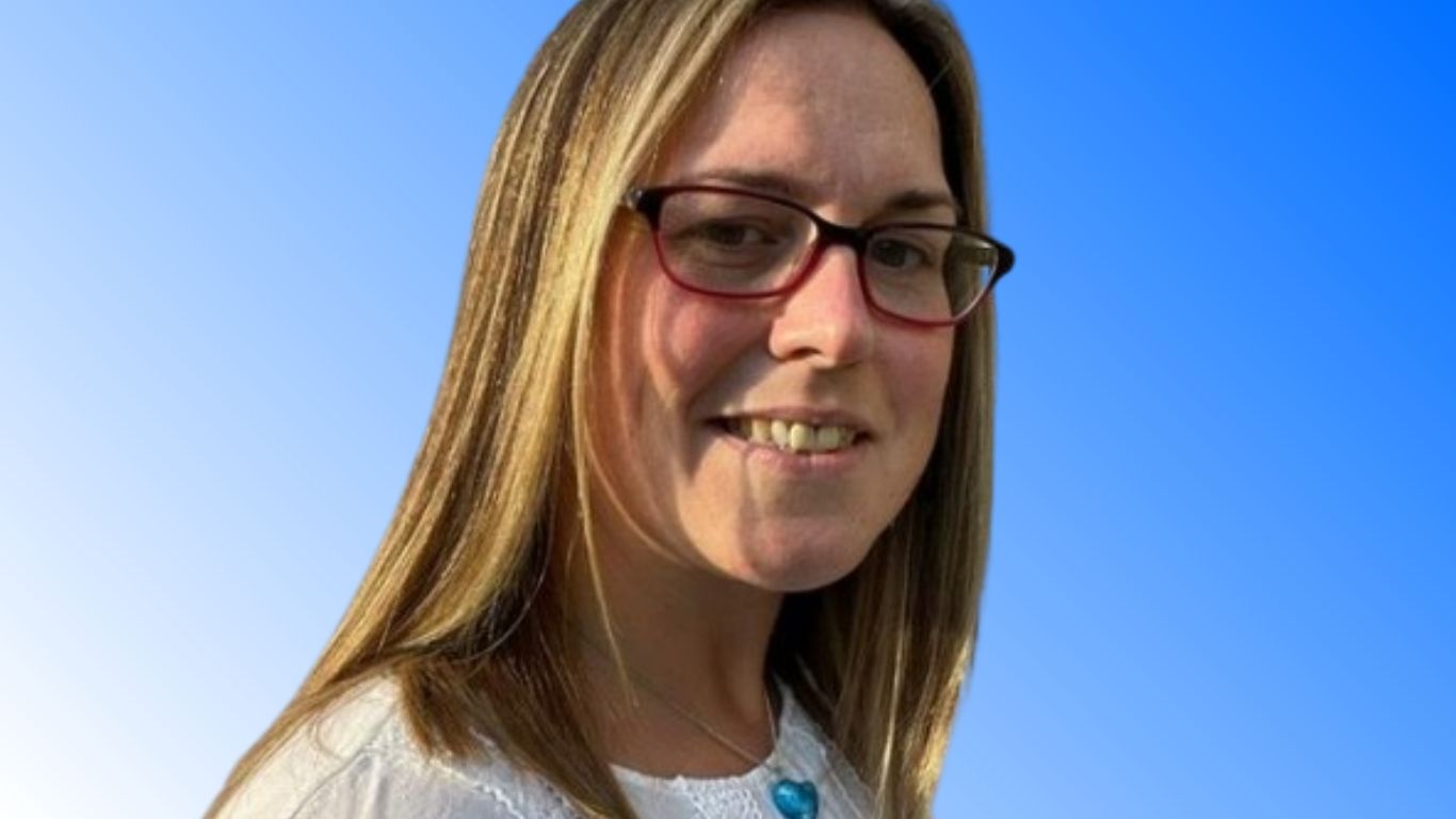 Rhiannon Mann - Broadcast Journalist